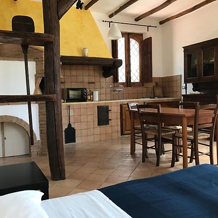 Villa Del Nespolo Fiumefreddo di Sicilia Eksteriør bilde