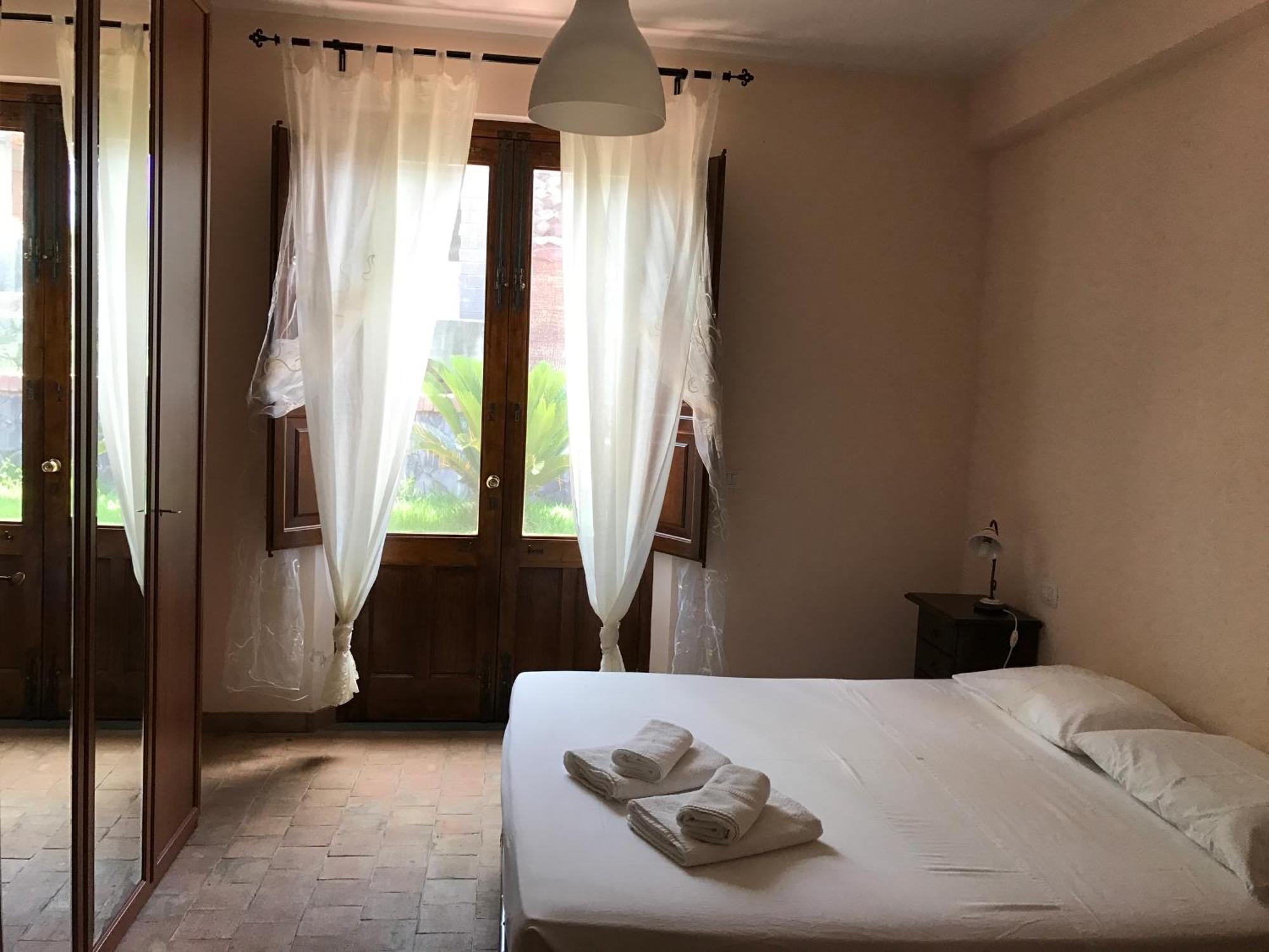Villa Del Nespolo Fiumefreddo di Sicilia Rom bilde