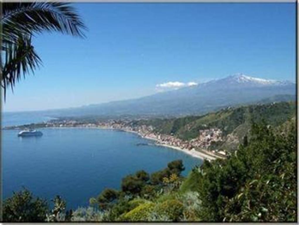 Villa Del Nespolo Fiumefreddo di Sicilia Eksteriør bilde