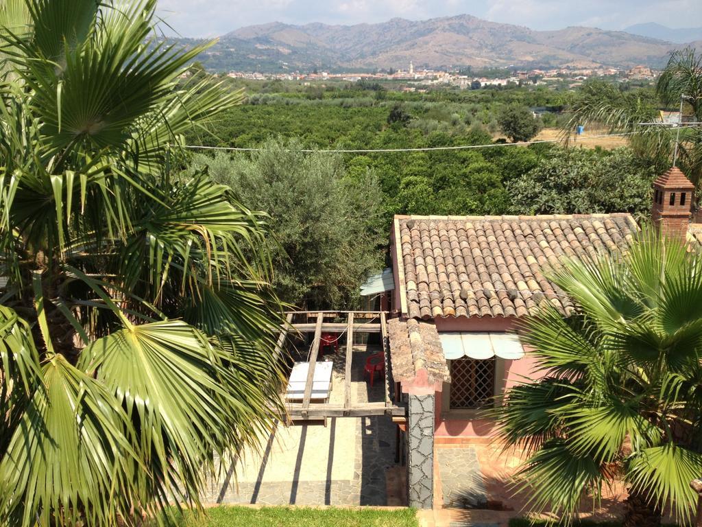 Villa Del Nespolo Fiumefreddo di Sicilia Eksteriør bilde